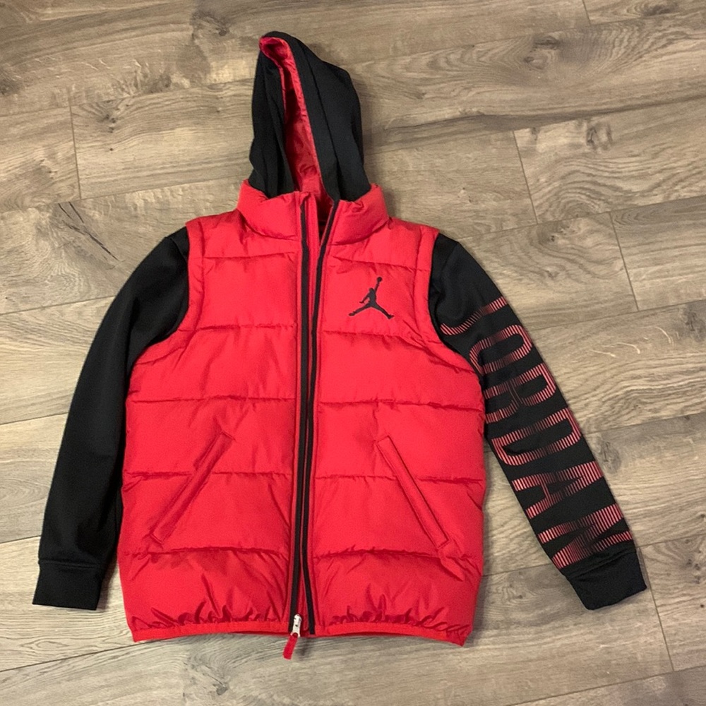 Jordan Therma fit hoodie small